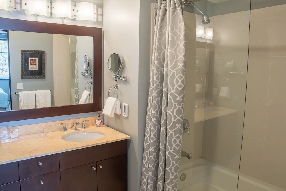 Evergreen Condominium #22 1 Bedroom 2 Bathrooms Condo