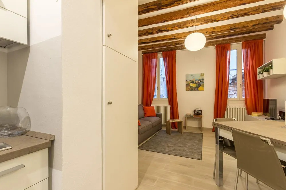 San Stae Charming Apartment