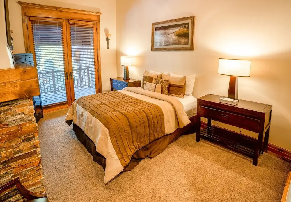 9201 - Silver Aspen - Five Bedroom + Loft Luxury Townhome 4 Hotel Room