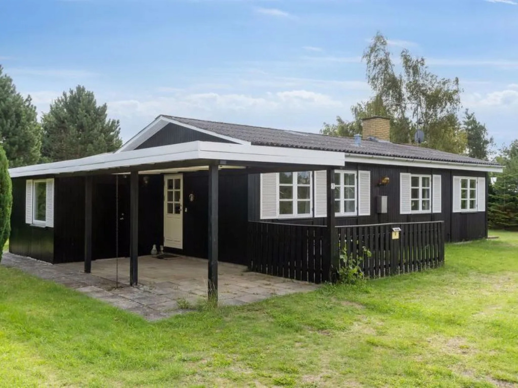 "Brunhilde" - 850m from the sea in Lolland, Falster and Mon