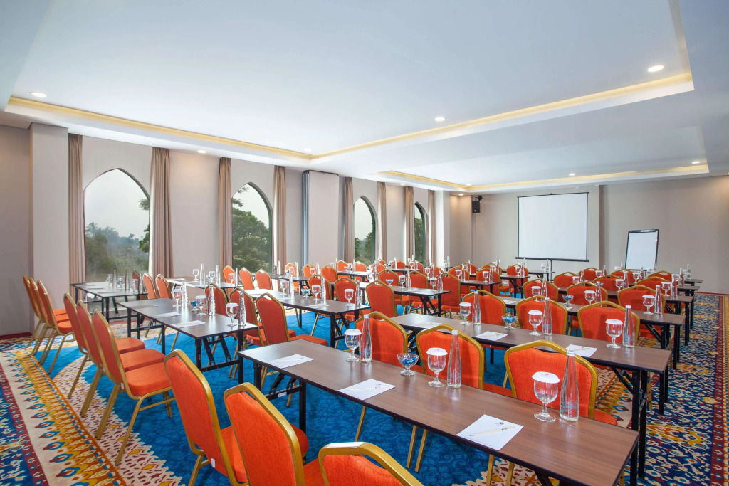 Alhambra Hotel & Convention, BW Signature Collection