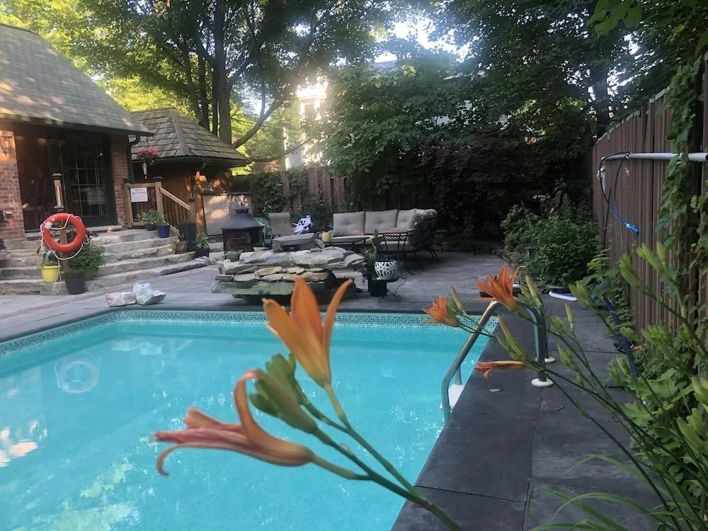 1000 Islands B&B "Boutique Hotel Experience"