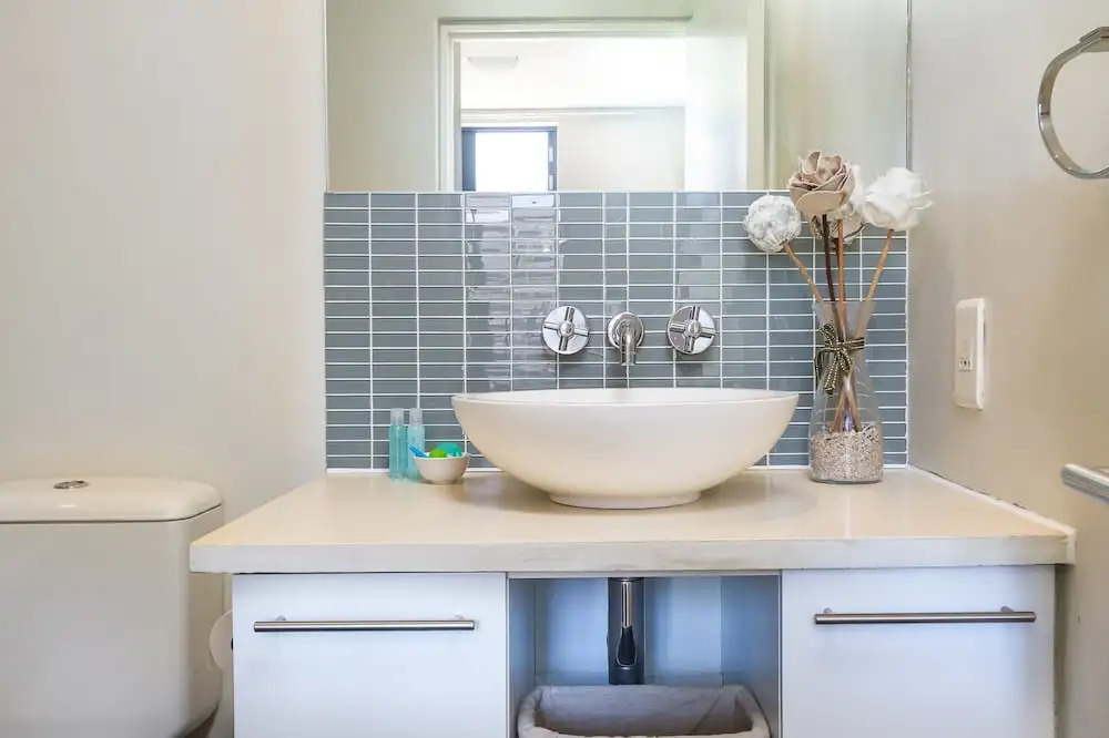 Adderley Terraces J11