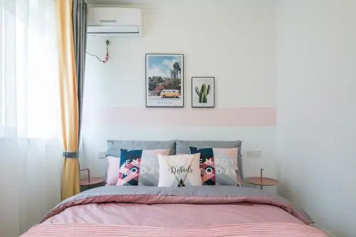 Xi'an Beilin·Small Goose Tower· Locals Apartment 00152240