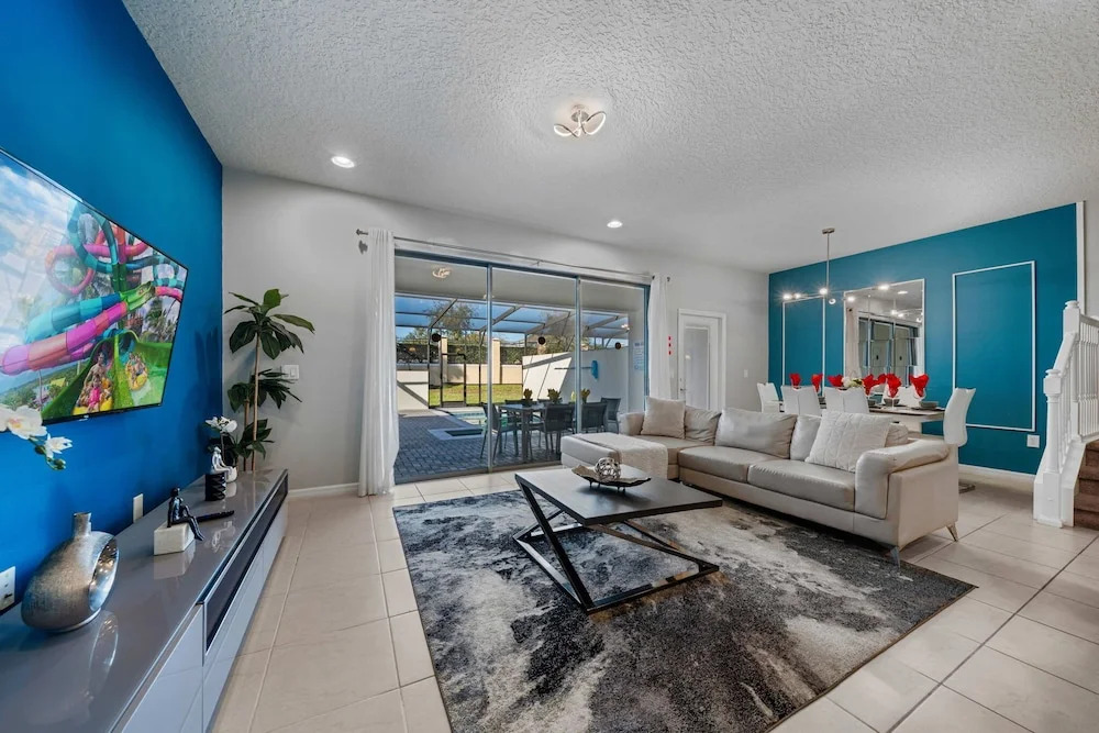 Modern 5BR Downstairs Room Pool Lazy River 2402