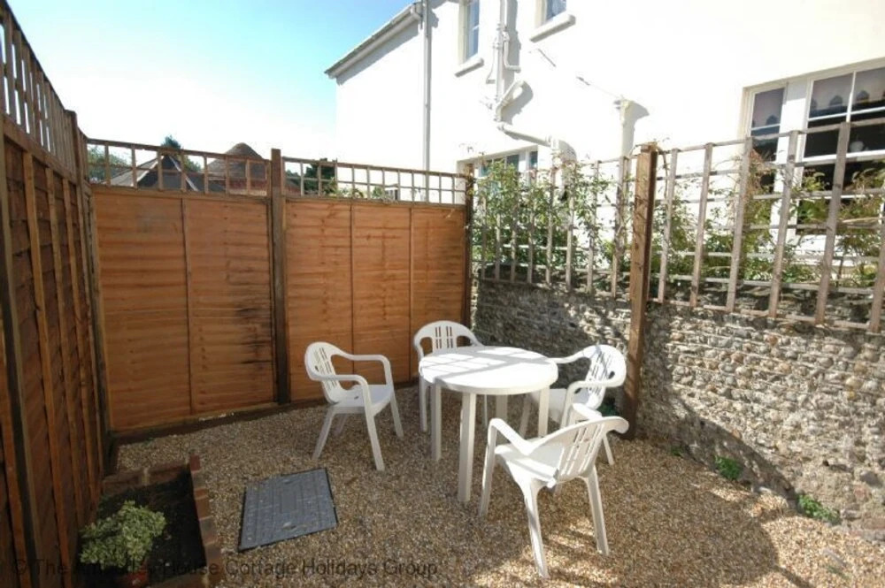 Courtyard Cottage