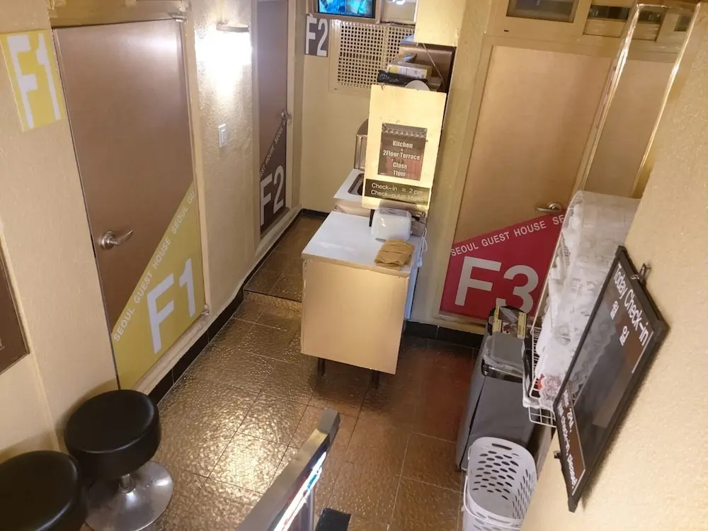 Seoul Guesthouse - Foreign Guests Only