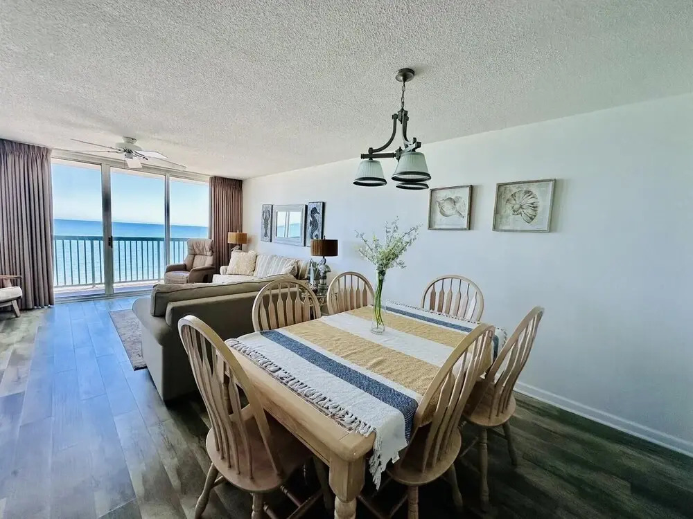 Ashworth 1106 2 Bedroom Condo by RedAwning, North Myrtle Beach