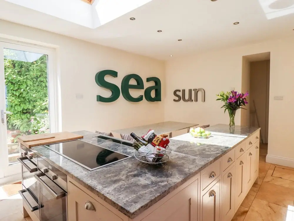 No6 Sea Lane
