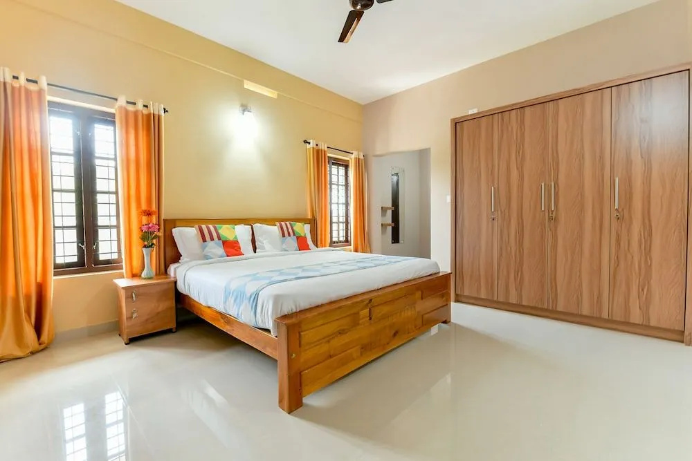 OYO 24016 Home Valley View 2BHK Sulthan Bathery