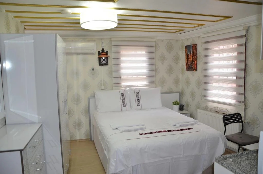 Sophia Studio Apartments