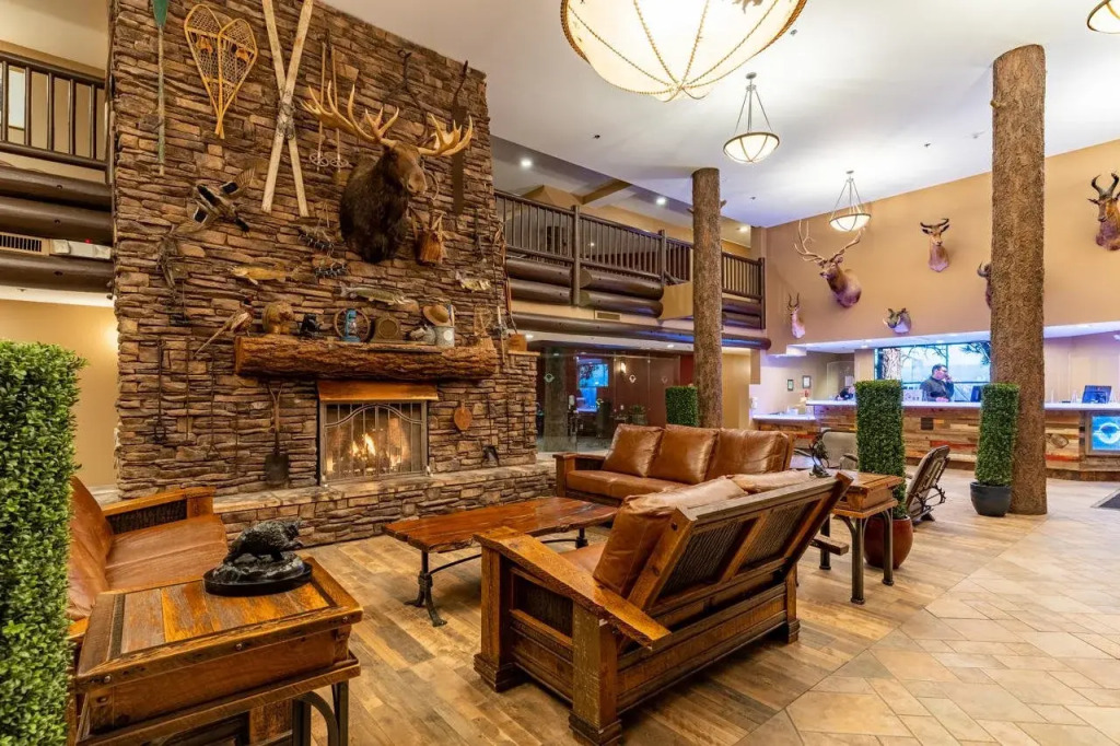 The Grand Hotel at the Grand Canyon