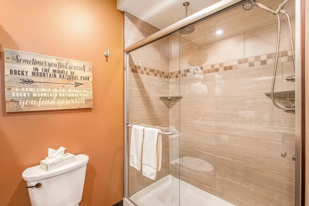 Solitude Gem Lake 203 - Estes Park 1 Bedroom Studio by RedAwning