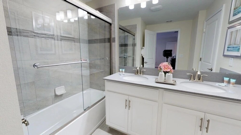 Storey Lake - Amazing 4 Bedroom Villa Townhouse