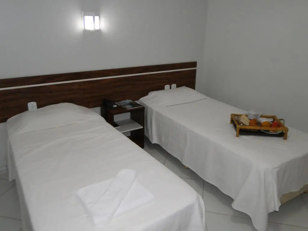 Schalom Hotel