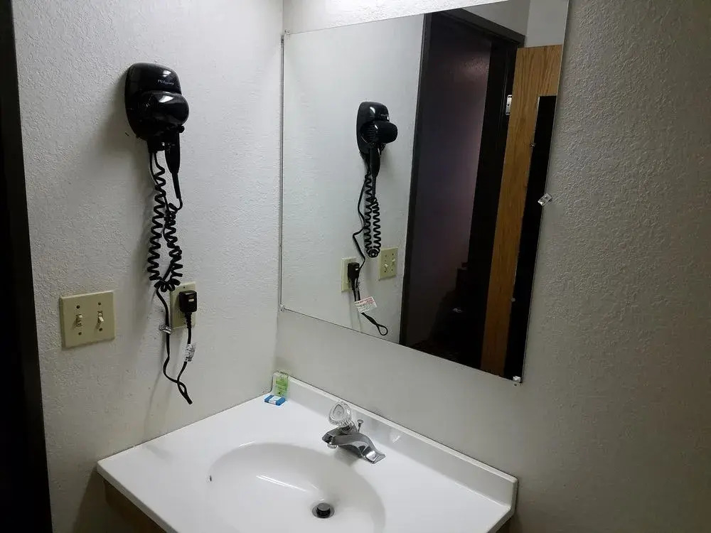 Super 8 Motel -Auburn
