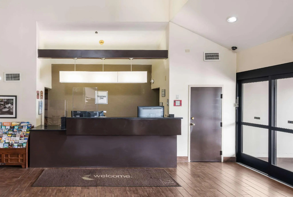 Studio 6 Suites - Knoxville, TN - Downtown