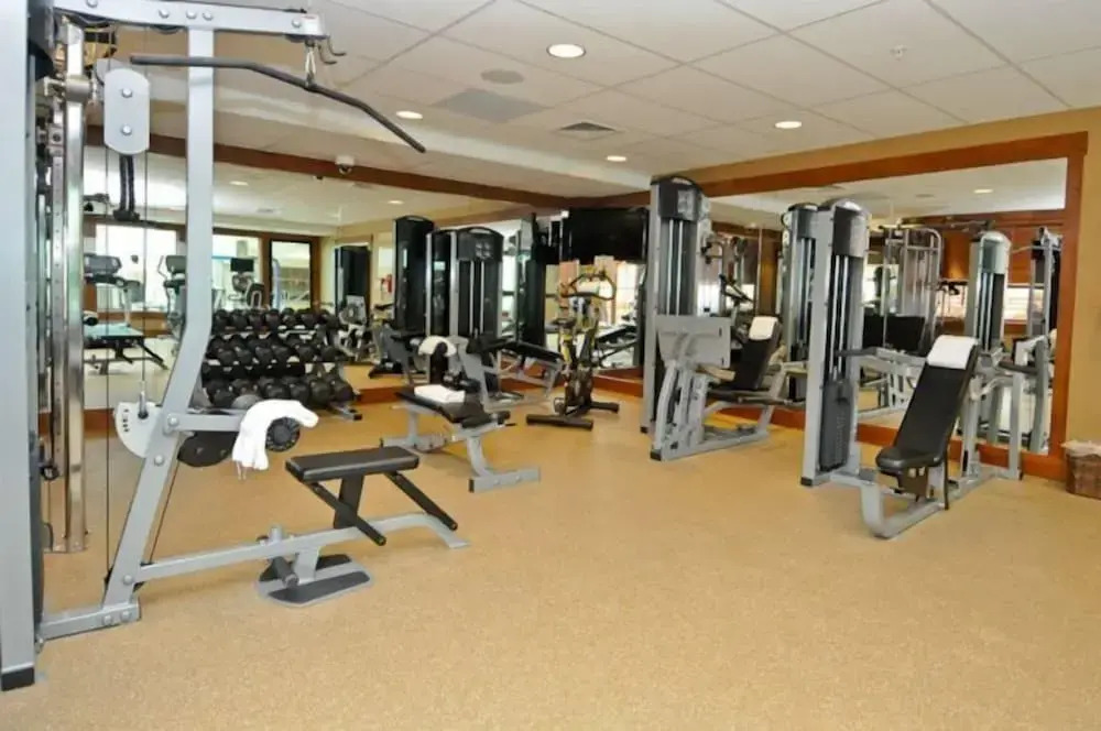 Luxury 1 Bedroom Mountain Vacation Rental in Breckenridge With Access to a Hot Tub and Heated Garage Parking