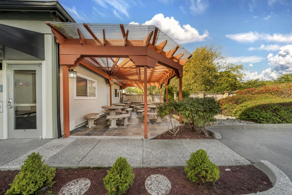 Best Western Plus Northwoods Inn