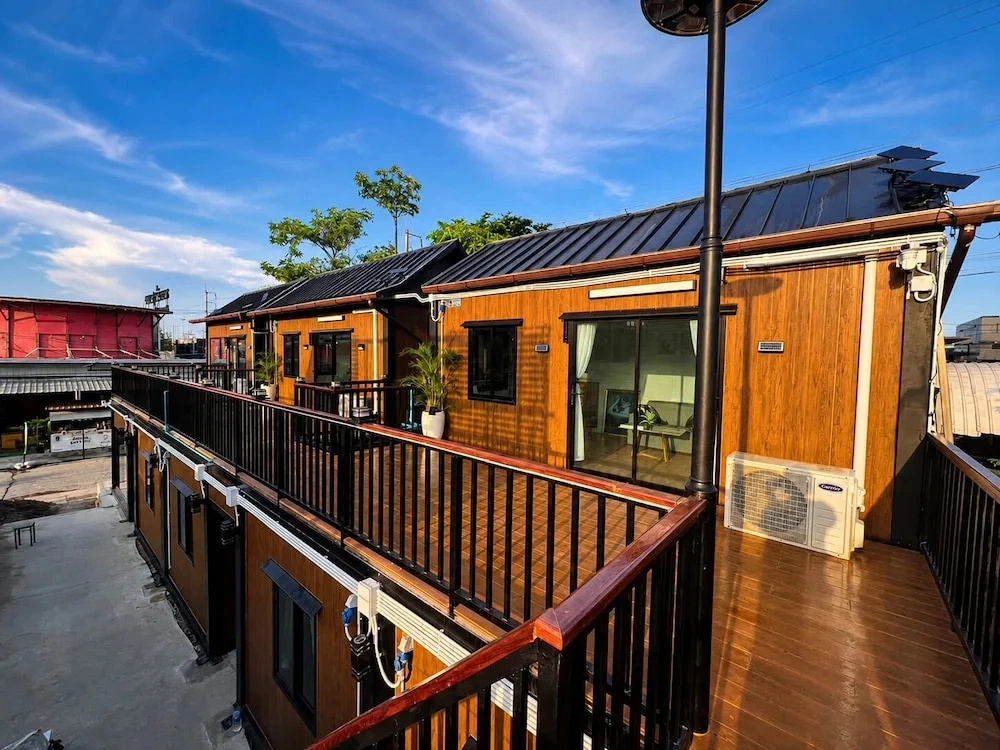 Near BKK Homestay Airport
