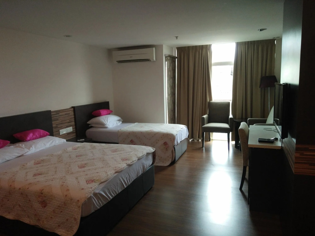 Diyana Budget Hotel - Hostel