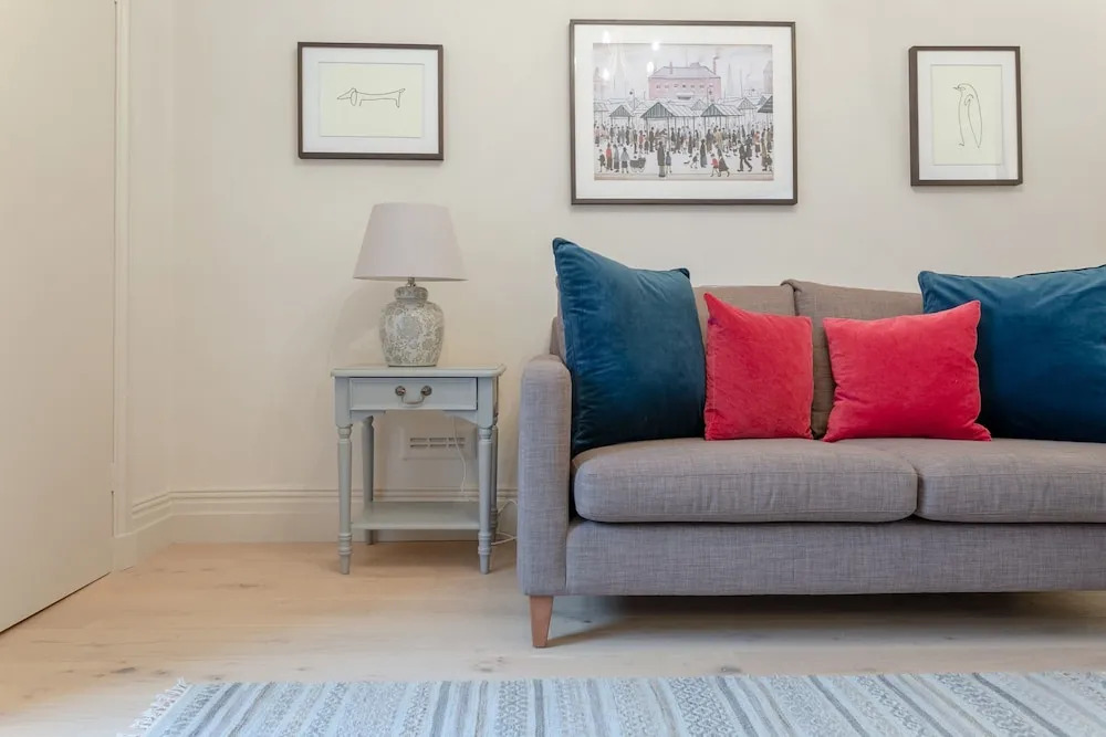 1 Bedroom Apartment In Sloane Square