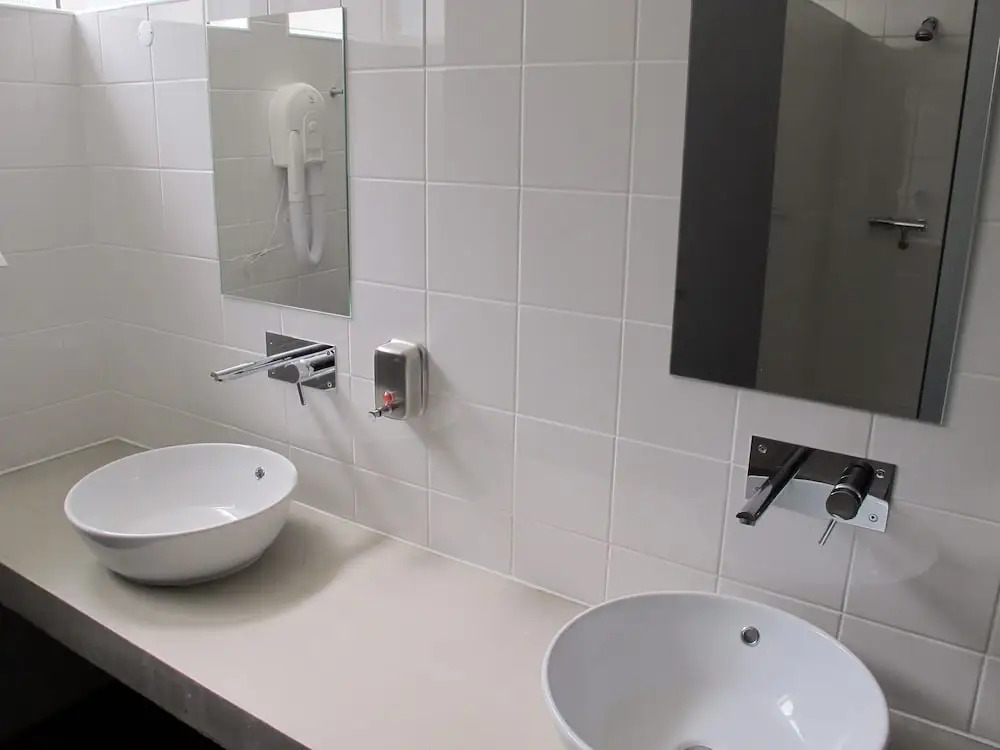 Azores Youth Hostels - Santa Maria