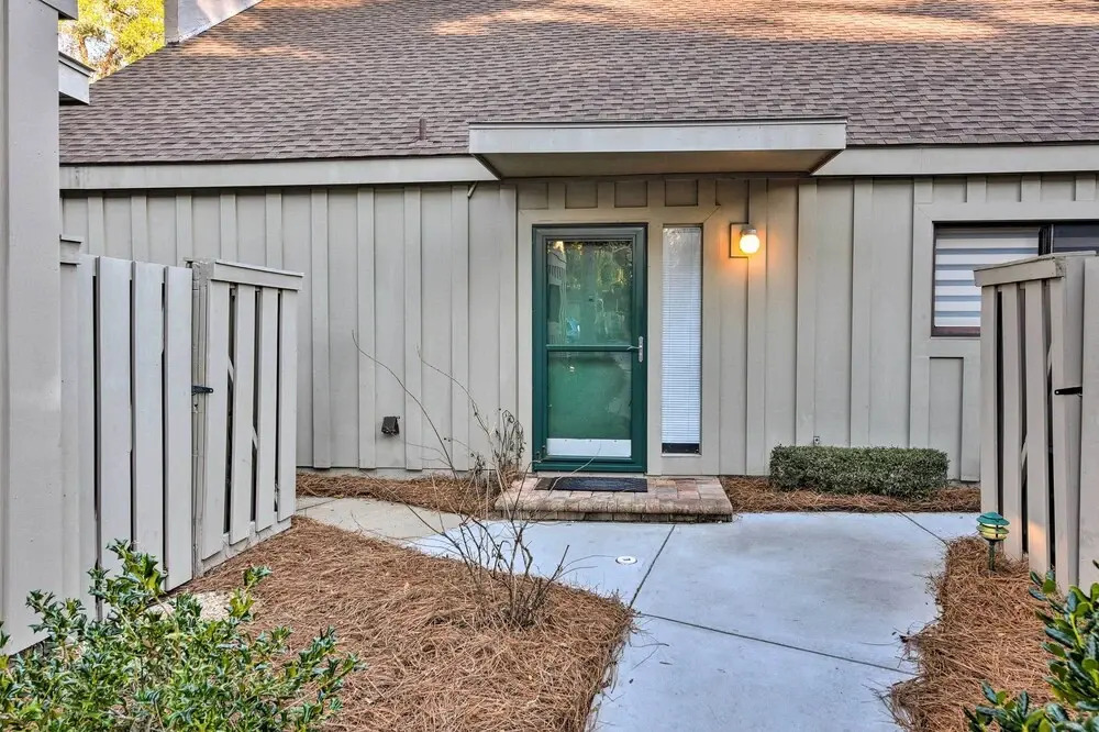 5 Pools: Pet-friendly Palmetto Dunes Condo!