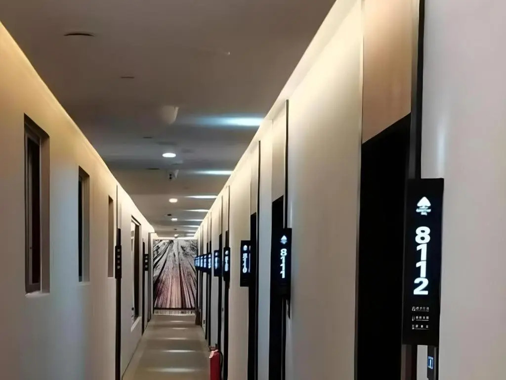 GreenTree Inn Express Shandong Qingdao Chengyang District Aodong Road
