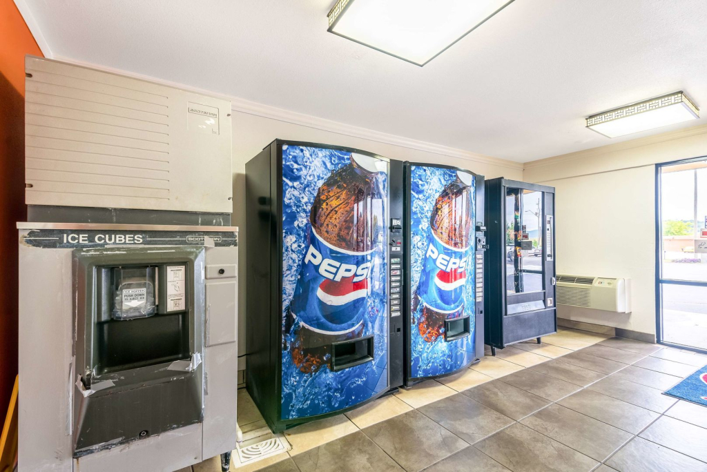 Motel 6-Anniston, AL