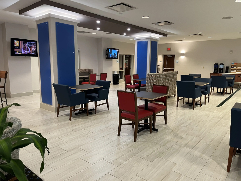 Holiday Inn Express & Suites Williamsport by IHG