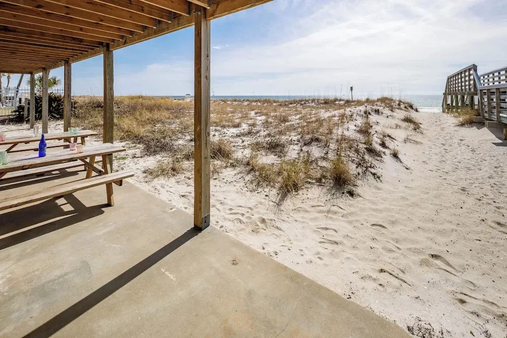 Coconut Beach House B