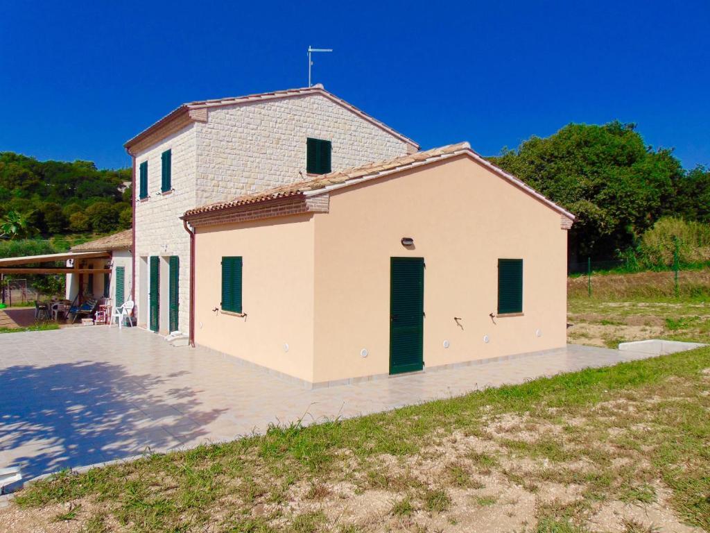 S209 - Sirolo, nuovissimo bilocale con portico pt