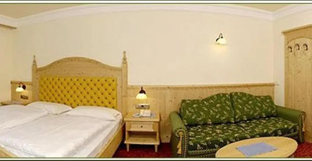 Hotel Sureghes