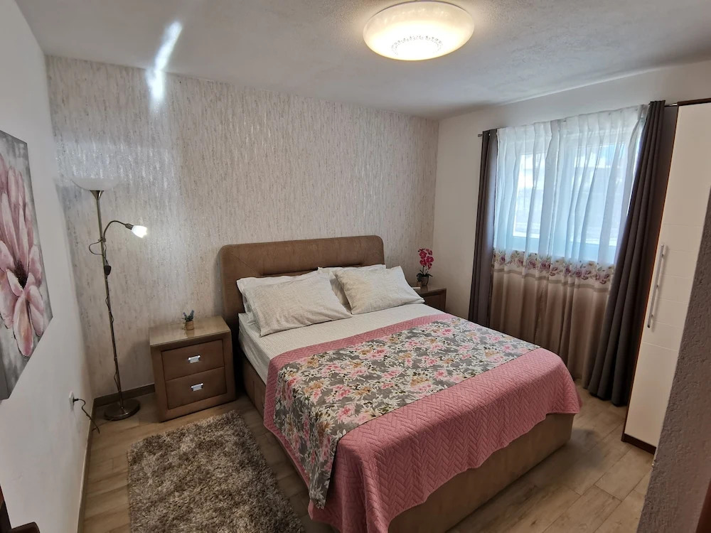 Apartments Rakuljic