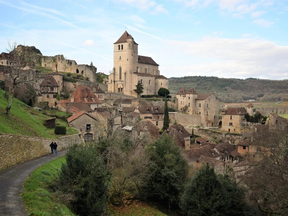Renovated house with private swimming pool, close to Villefranche-du-Périgord.