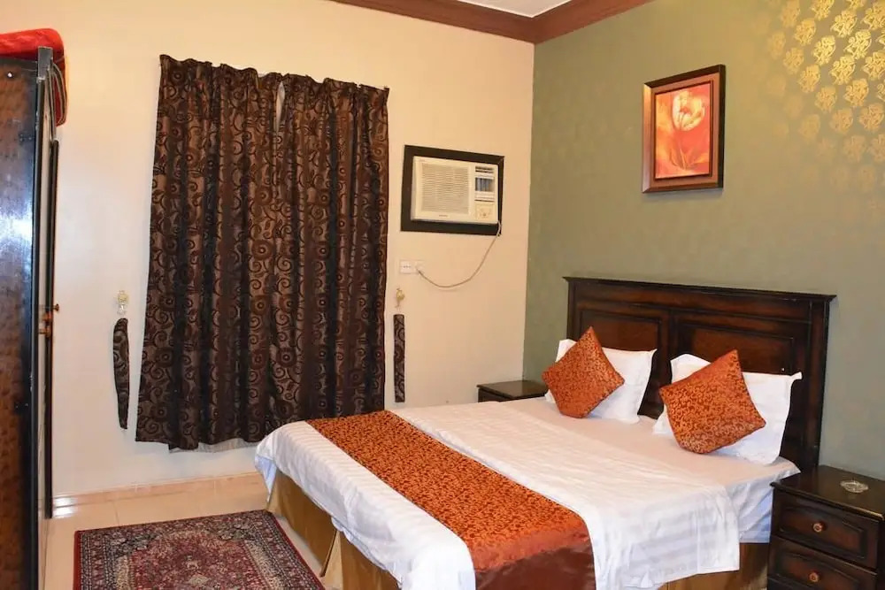 Al Eairy Furnished Apartments Jizan 2
