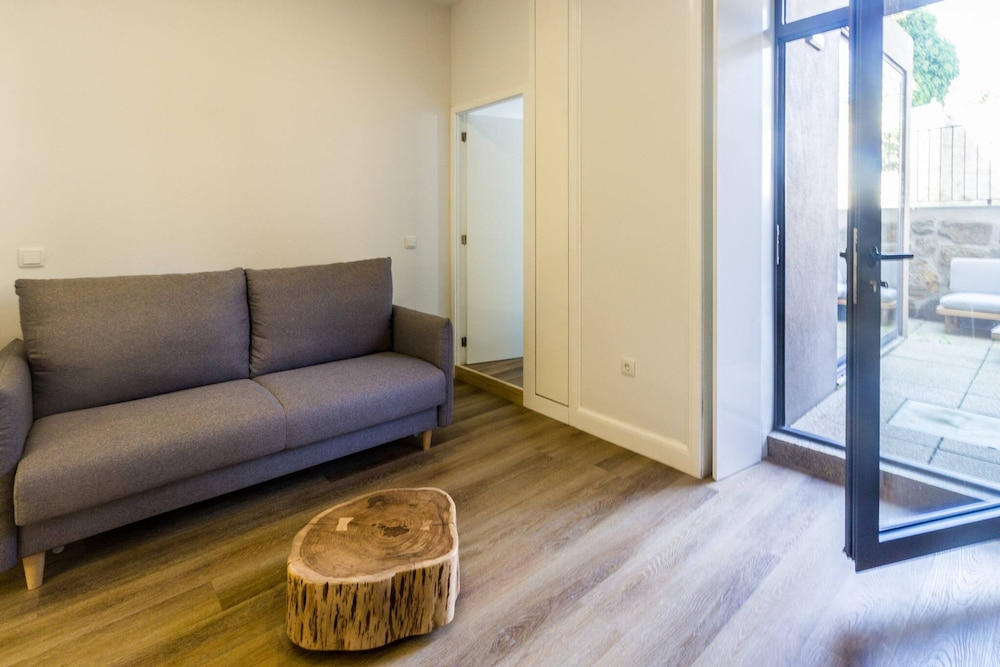Guest H4U - Hero smo Terrace Ground Floor