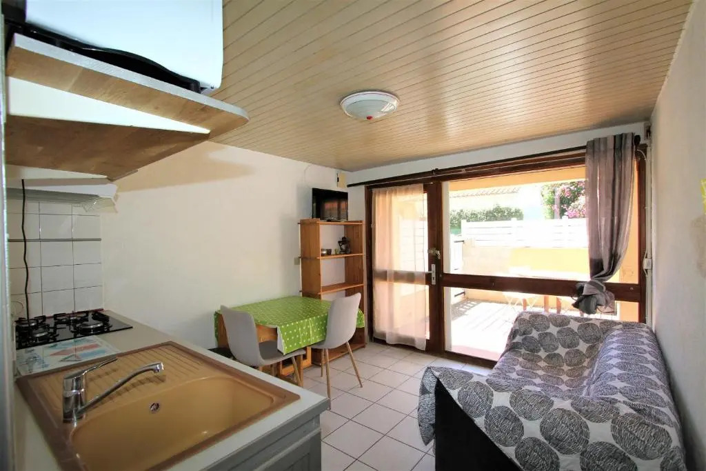 Appartement T2 avec terrasse à 600m de la plage