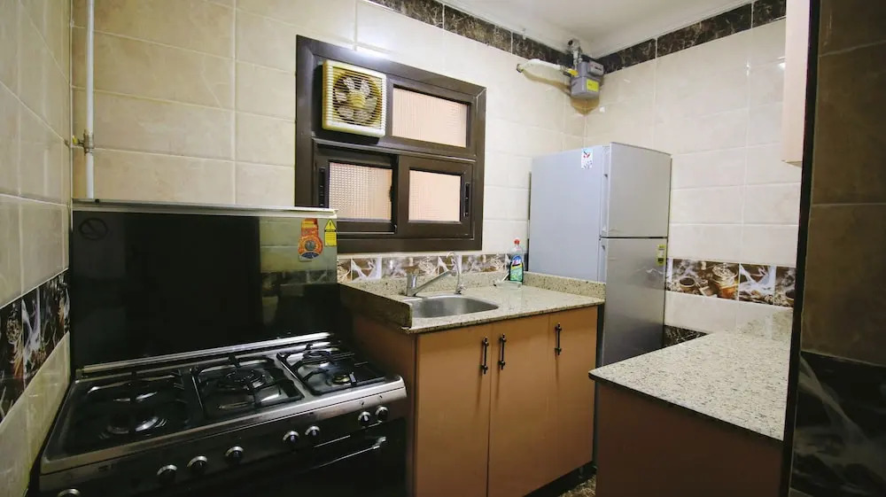 Golden Charming 3-bed Apartment in Cairo