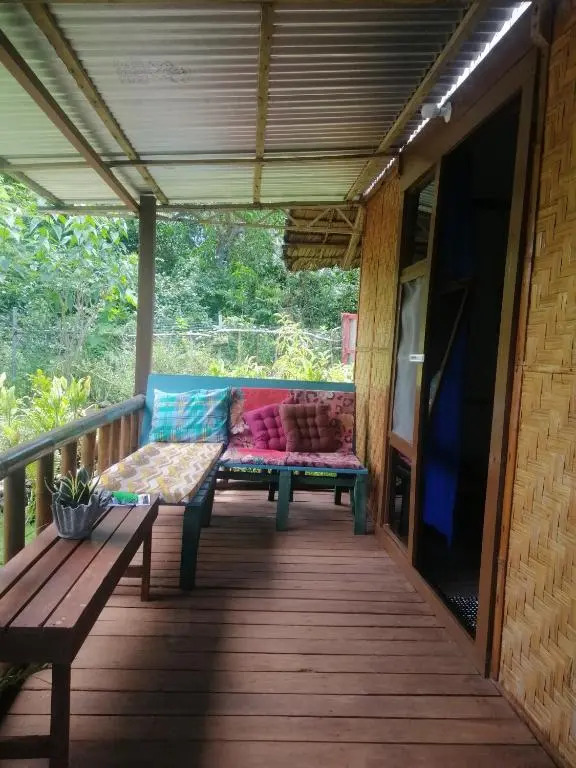 Genevieve Guest House and Tours