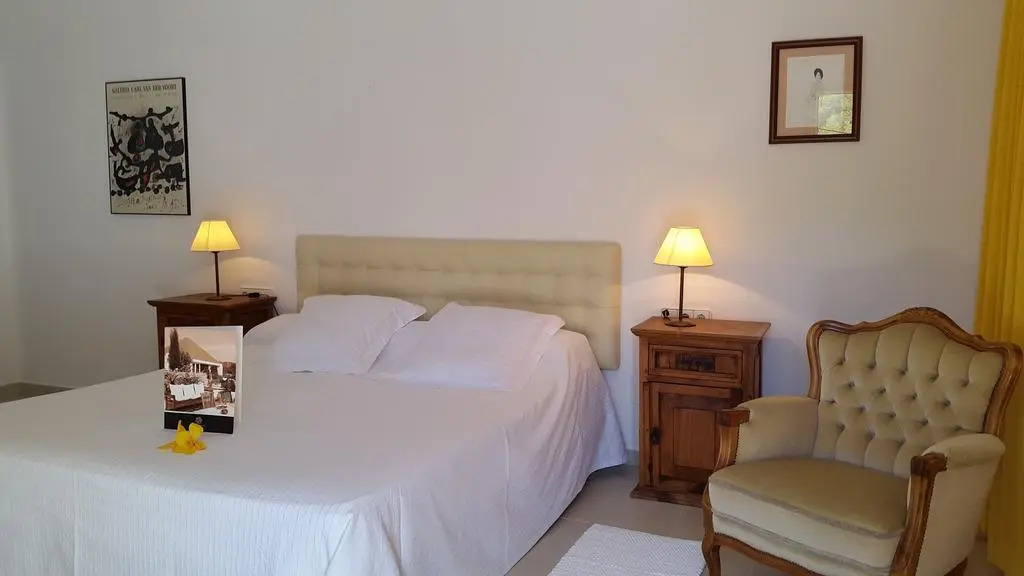 Hotel Rural Can Maries