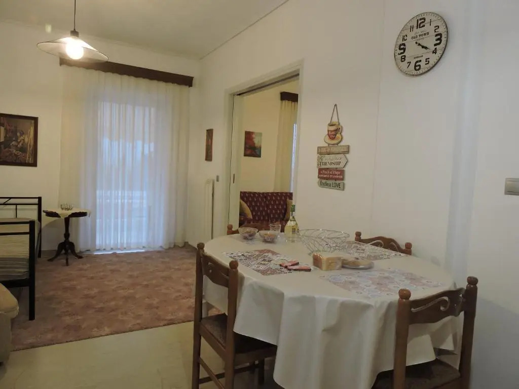 Spiri's House-Deluxe Apartment in Kalabaka-Meteora