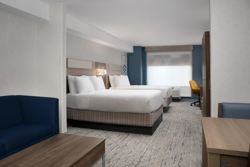 Holiday Inn Express & Suites Alexandria - Fort Belvoir by IHG