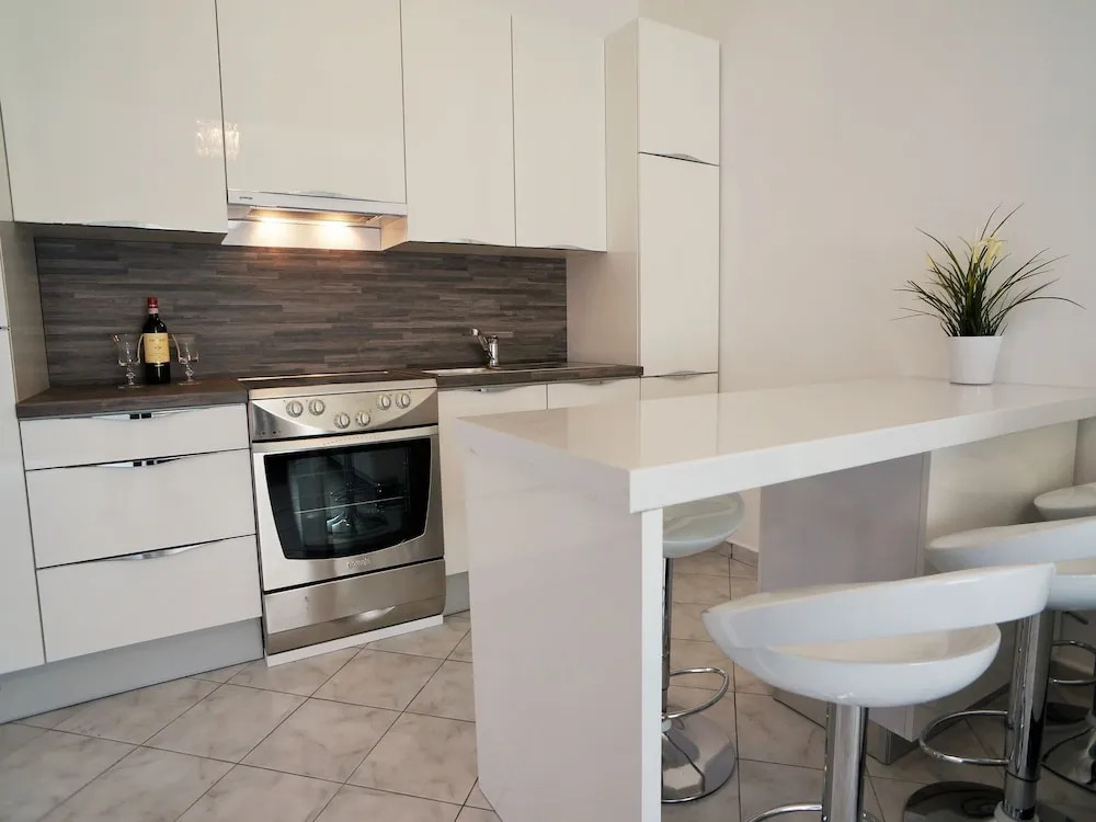 Beautiful Modern Apartment For Max 6 Persons Just 350 Meters From The Beach