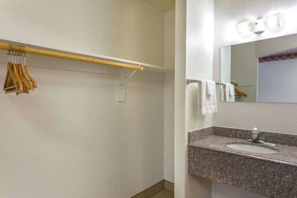 Superior Suites Phoenix Mesa