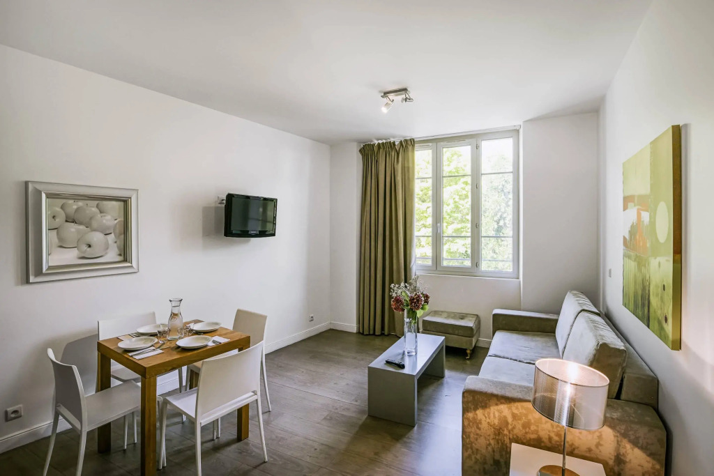 Comfort Aparthotel Lourdes Lorda