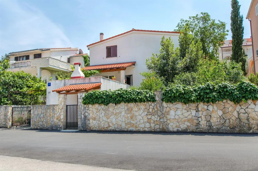 Apartments Mirjana