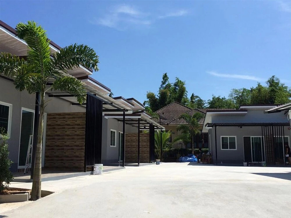 Sun & Ozone Resort