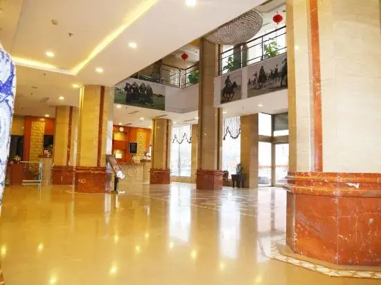 Kezuo Houqi Bowang Hotel (Ganqika Railway Station Bus Station)